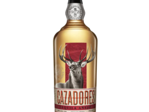 TEQUILA  CAZADORES AÑEJO 750ml