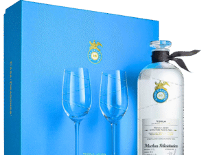 TEQUILA CASA DRAGONES JOVEN 750 ml Estuche con 2 Copas