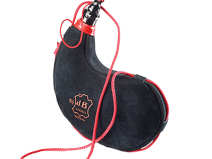 Bota curva de látex y piel negra 1.5 litros